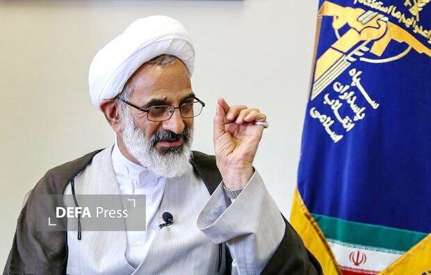 حجت الاسلام و المسلمین حاجی صادقی: راه و مکتب امام شهید در چهرهای جوانتر ادامه دارد حجت الاسلام و المسلمین حاجی صادقی: راه و مکتب امام شهید در چهرهای جوانتر ادامه دارد