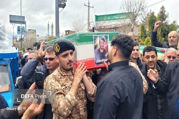 پیکر مطهر دو شهید مدافع وطن در کامیاران تشییع و به خاک سپرده شد +فیلم