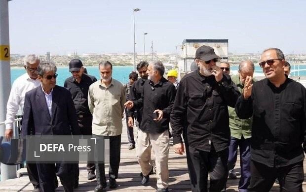 فرماندار بوشهر: نظم و امنیت کامل در جزیره خارگ برقرار است فرماندار بوشهر: نظم و امنیت کامل در جزیره خارگ برقرار است