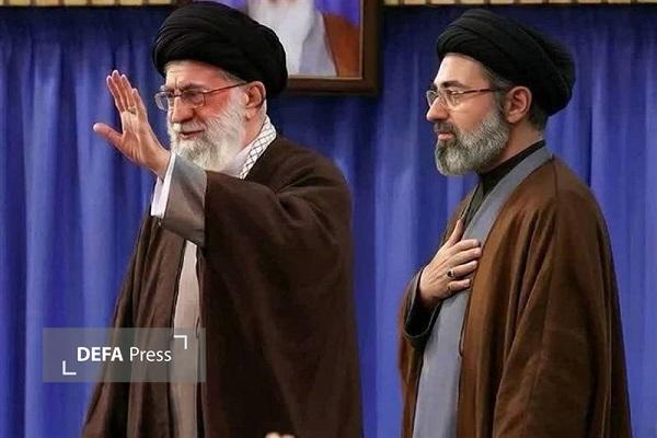 پذیرش مقام رهبری از سوی آیتالله حسینی خامنهای؛ نشاندهنده شجاعت ایشان است پذیرش مقام رهبری از سوی آیتالله حسینی خامنهای؛ نشاندهنده شجاعت ایشان است