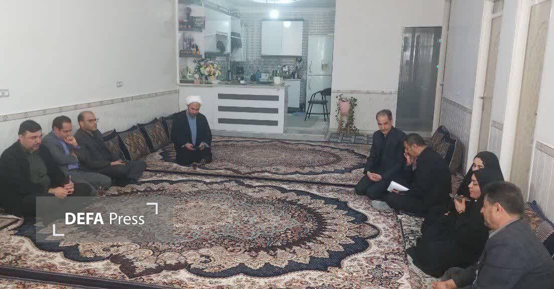 مادر شهیدان دانشآموز شیرازی: نام فرزندانم را روی موشکهای سپاه بنویسید و به اسرائیل پرتاب کنید مادر شهیدان دانشآموز شیرازی: نام فرزندانم را روی موشکهای سپاه بنویسید و به اسرائیل پرتاب کنید