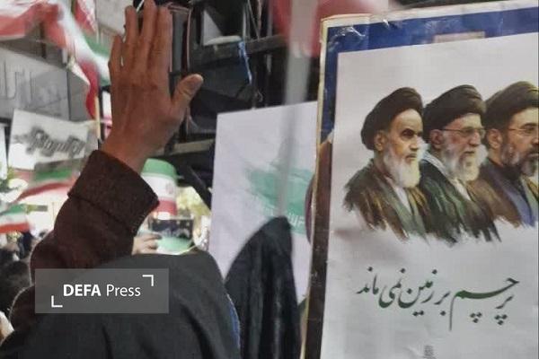 اجتماع باشکوه مردم جویبار در شب بیست‌وهشتم سوگ رهبر انقلاب + تصاویر