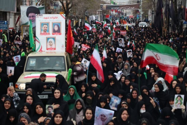 تصاویر/ تشییع پیکر شهدای حمله تروریستی به منطقه مسکونی در زنجان