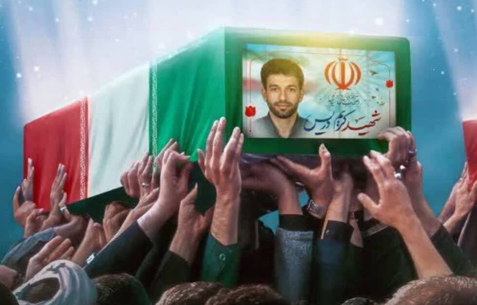 وداع باشکوه با پیکر شهید جنگ رمضان در آبادان