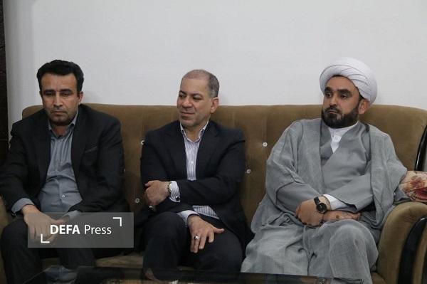 نماینده مردم اردکان: خدمت به خانواده‌های شهدا وظیفه‌ اخلاقی و اجتماعی است