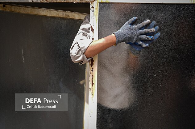 از شیشه‌های شکسته تا پرچم‌های برافراشته