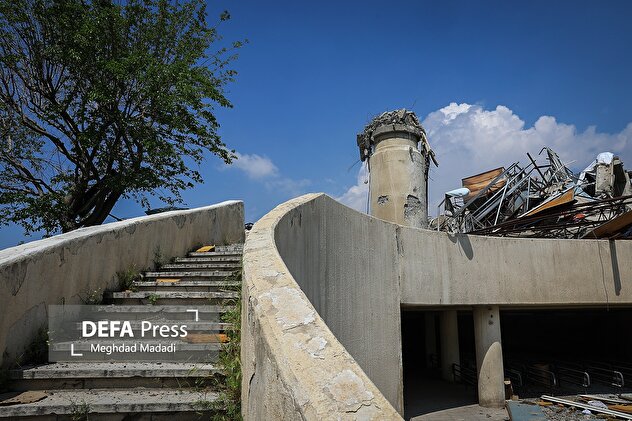 تالار ۱۲ هزار نفری، ۴۸ روز پس از اصابت