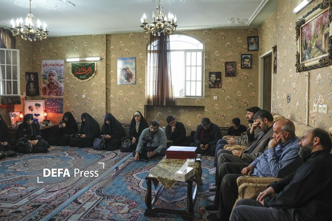 اول خانواده شهدا، دیدار با خانواده شهید احسان جنگروی