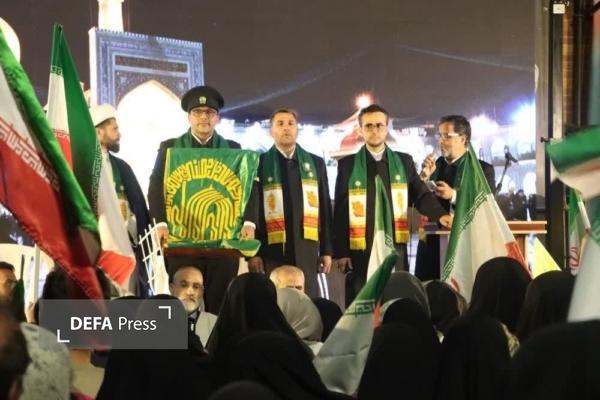 حال‌وهوای رضوی در تجمع شبانه میدان لاله الوند قزوین