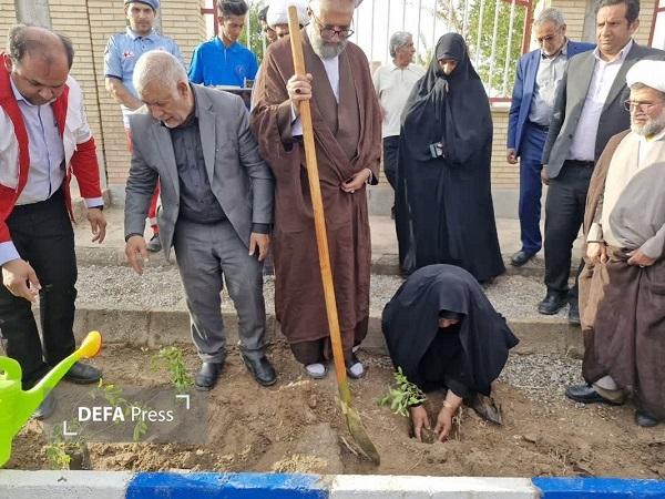 مجتمع دانش‌آموزی هلال احمر شهداد به نام شهید «مصطفی کوزه‌ای» نام‌گذاری شد+تصاویر