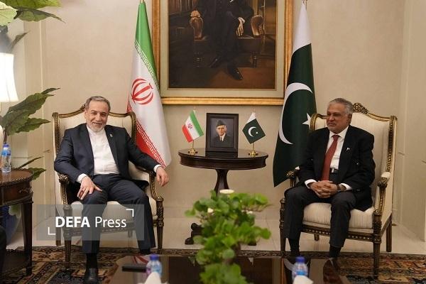 عراقچی وارد اسلام آباد شد+ عکس و فیلم