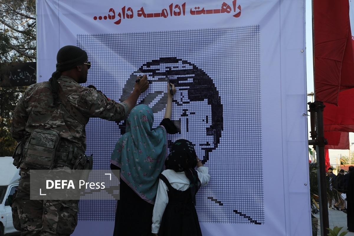 اولین نقاشی تعاملی چهره امام شهید در گلزار مطهر شهدا بهشت زهرا تکمیل شد