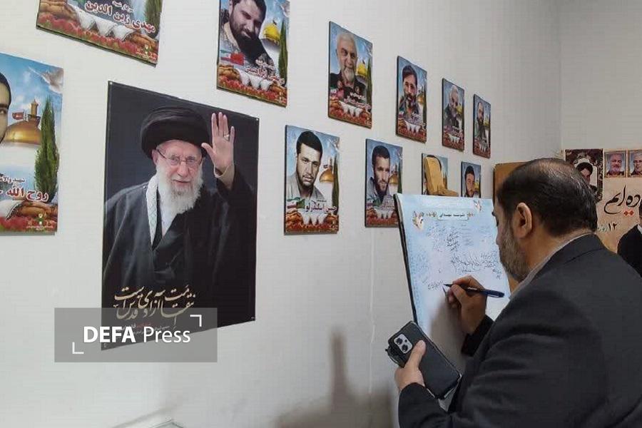 معاون بنیاد حفظ آثار و نشر ارزشهای دفاع مقدس و مقاومت از اداره جنوب غرب تهران بازدید کرد