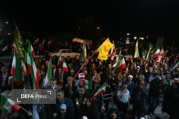 فیلم‌ و تصویر/ پنجاه‌وششمین شب خروش ایرانیان