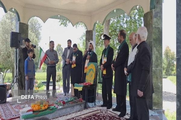 خورشید در بهزادکلا؛ روایت پیوند دل‌های بی‌ریا با پرچم سبز امام رضا (ع) + تصاویر