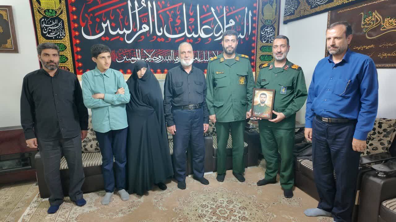 سردار عمومهدی: شهدای جنگ تحمیلی رمضان، سد محکمی در برابر توطئههای دشمنان بودند سردار عمومهدی: شهدای جنگ تحمیلی رمضان، سد محکمی در برابر توطئههای دشمنان بودند