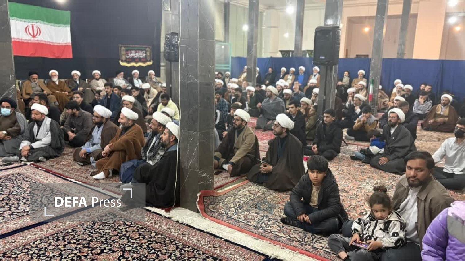 اجتماع طلاب و اساتید حوزه‌های علمیه در یادواره شهدای جنگ رمضان