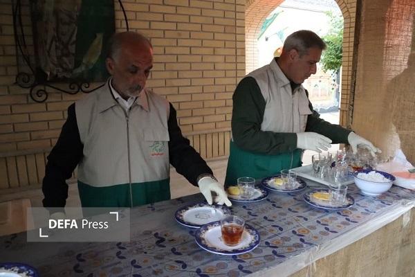 میزبانی از خورشید در یادمان ۸ شهید گمنام؛ کاروان «زیر سایه خورشید» به موزه دفاع مقدس و مقاومت مازندران رسید میزبانی از خورشید در یادمان ۸ شهید گمنام؛ کاروان «زیر سایه خورشید» به موزه دفاع مقدس و مقاومت مازندران رسید