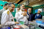 بازدید فرمانده نیروی دریایی ارتش از سی‌وچهارمین نمایشگاه بین‌المللی کتاب تهران