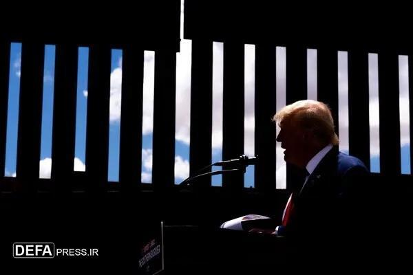 Отступление американской демократии перед диктатурой Трампа.
