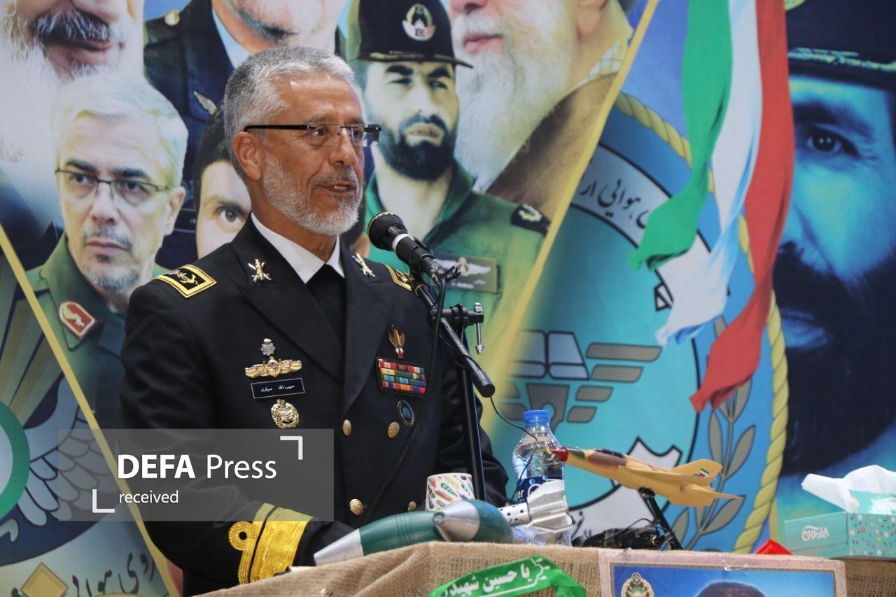 Контр-адмирал Саяри: Эсминец «Джамаран» является символом самообеспеченности и промышленного прогресса страны.