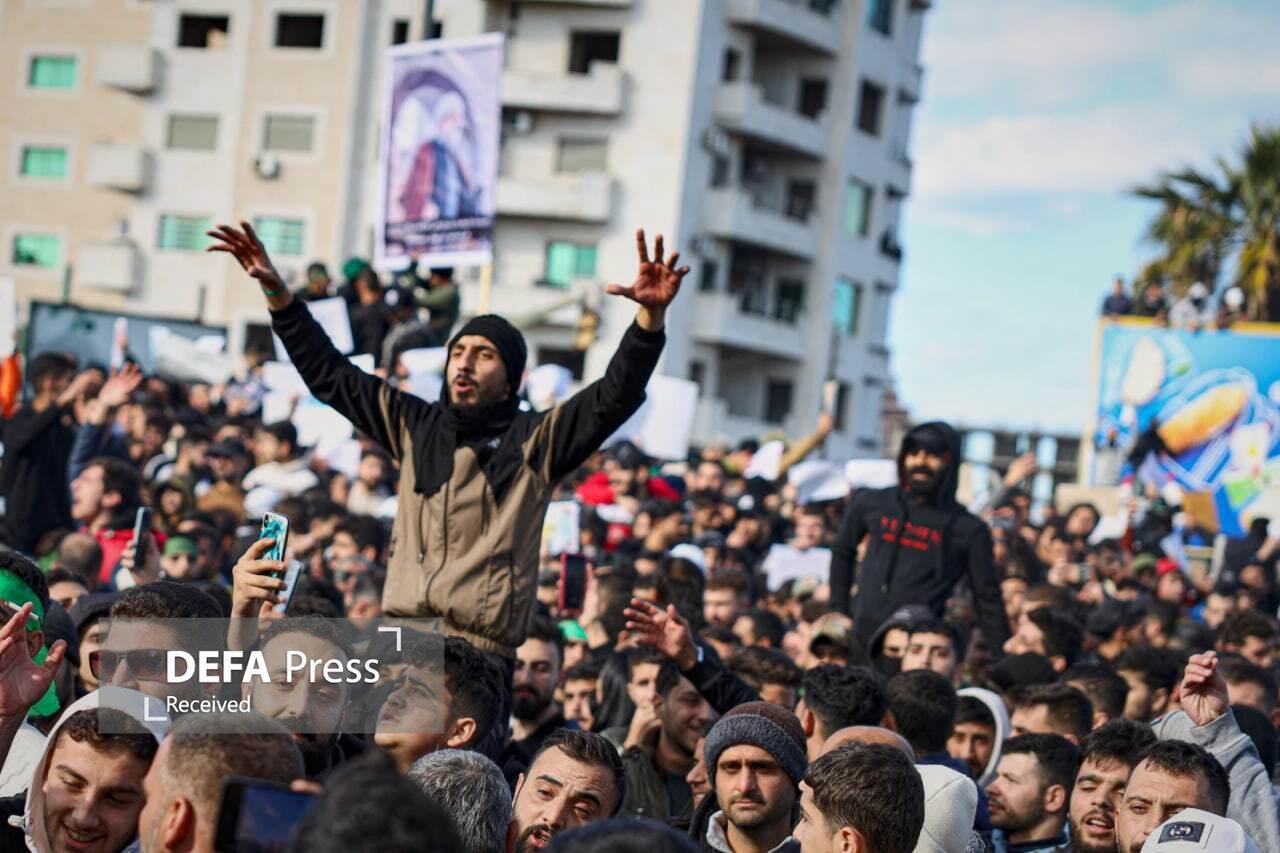 Тревожное расширение столкновений между алавитами и оппозиционерами в Сирии.