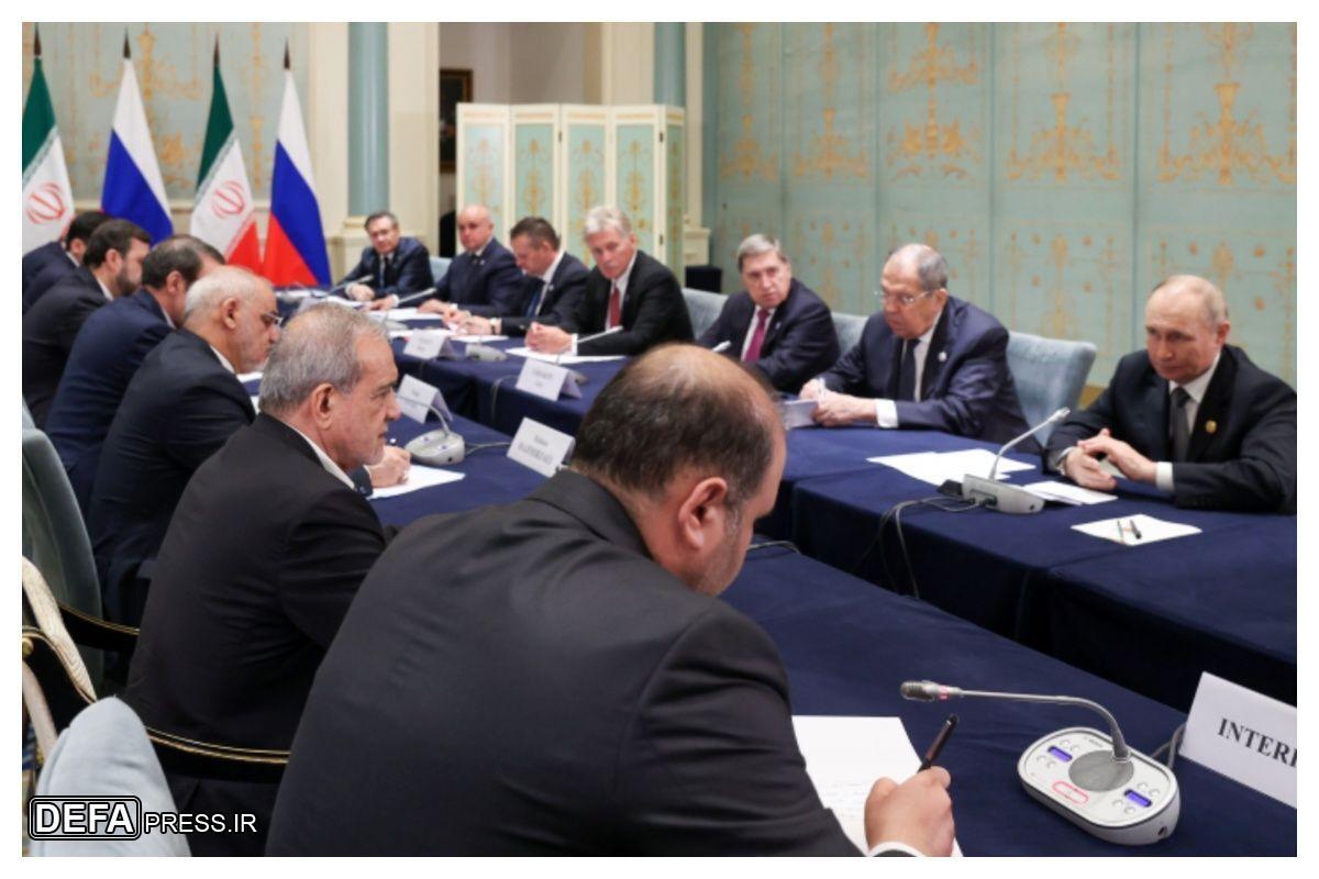 Пезешкиан на встрече с Путиным: стремимся устранить однополярность в регионе.