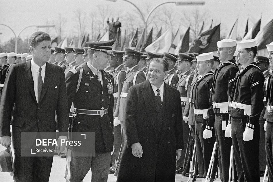 Оголённый империализм; возвращение США к доктрине XIX века