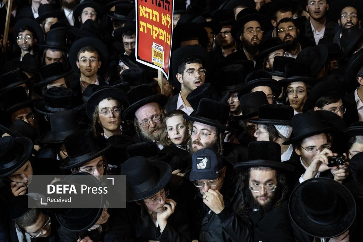 Наезд на раввинов еврейским водителем / больное общество «Израиля» приближается к финалу