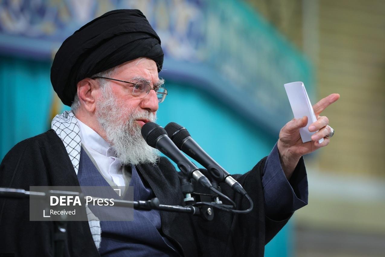 Имам Хаменеи: американцы должны знать, что если они развяжут войну, то на этот раз она перерастёт в региональный конфликт.