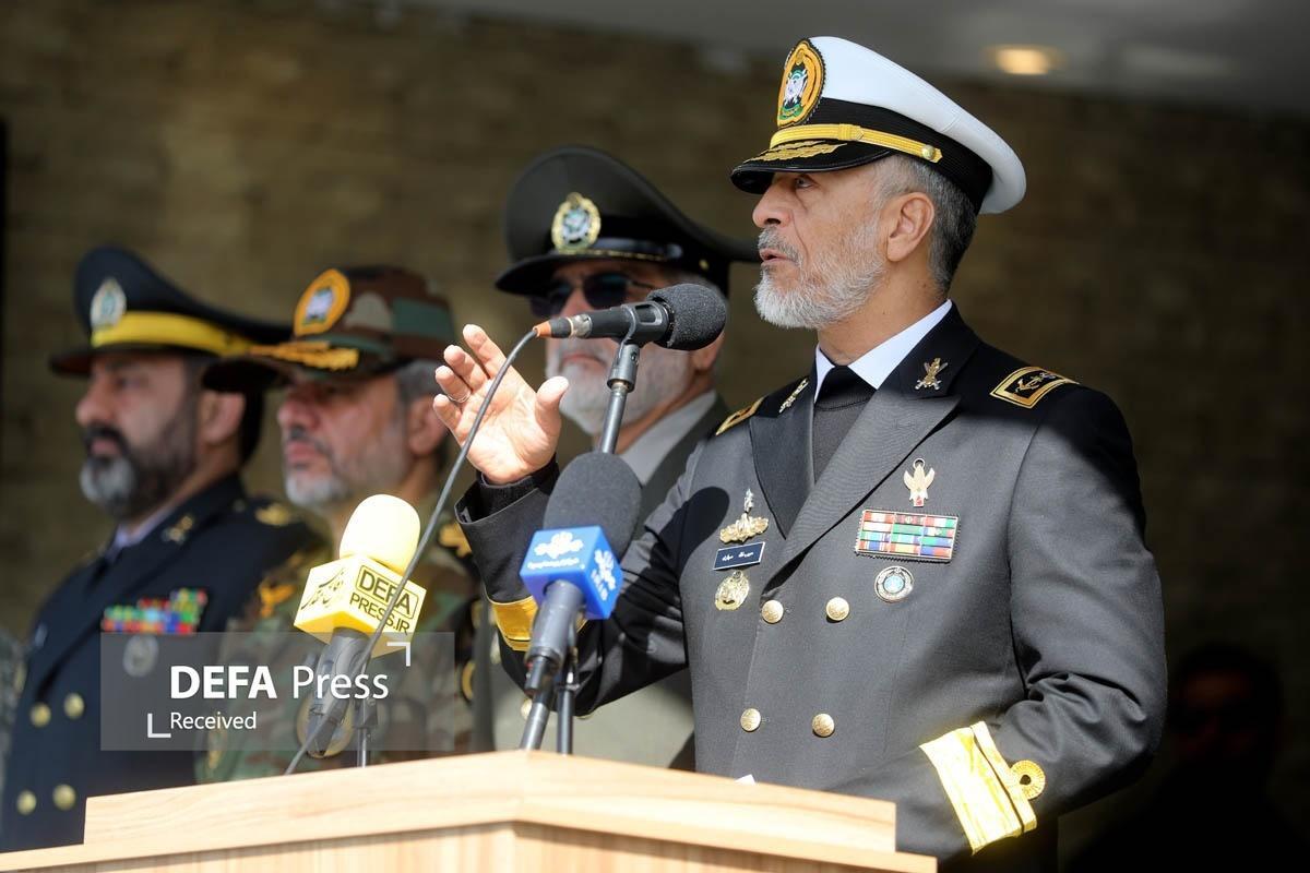 Контр-адмирал Саяри: победа Исламской революции стала поворотным пунктом в мировых уравнениях / преданные и профессиональные кадры — опора национальной обороны