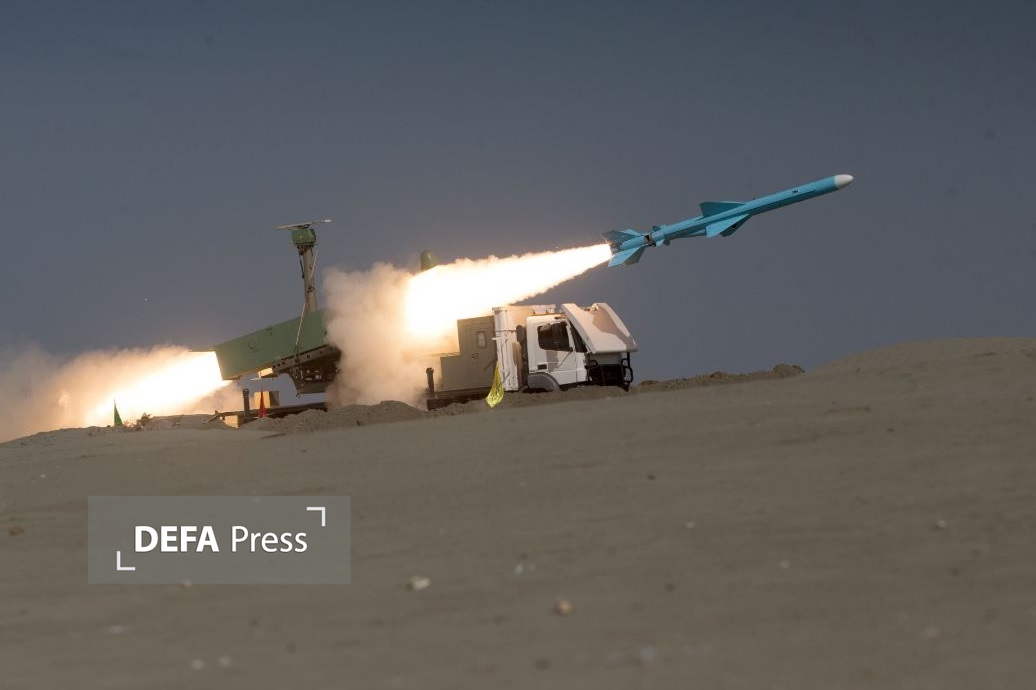 Ракетные удары армии Исламской Республики Иран по базам США в регионе. Ракетные удары армии Исламской Республики Иран по базам США в регионе.