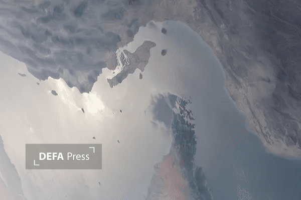 Bloomberg: Судоходство в Ормузском проливе остановлено