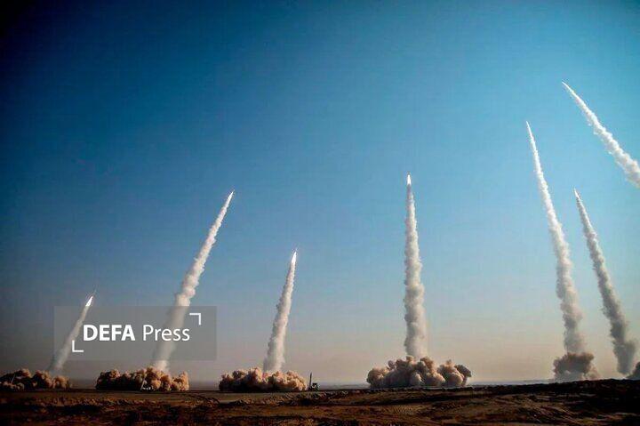 Беспилотная и ракетная операция КСИР против вертолетной базы американских террористов «Аль-Удейри»