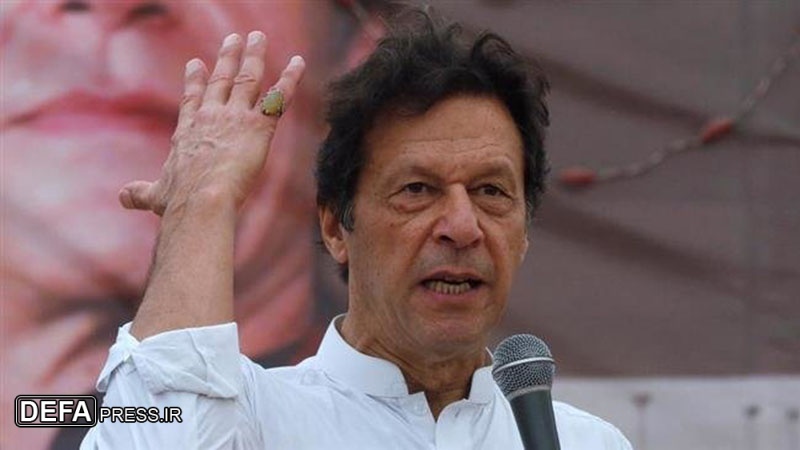 پاکستان کسی کی جنگ نہیں لڑے گا: عمران خان