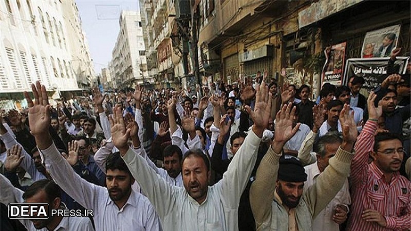 کراچی میں سعودی عرب کے خلاف مظاہرہ