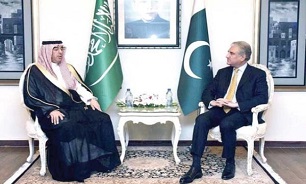 سعودی عرب کے وزیر اطلاعات کی پاکستان کے وزیر خارجہ سے ملاقات