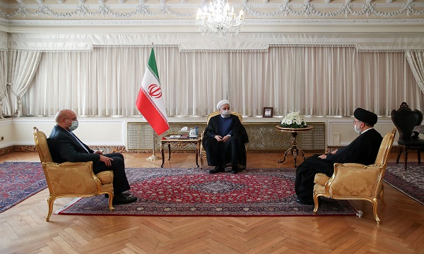ایران کی تینوں قوا کے سربراہان کے اجلاس کا آغاز