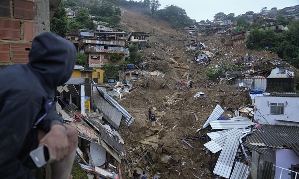 برازیل میں سیلاب اور لینڈ سلائیڈنگ کے نتیجے میں 44 افراد ہلاک