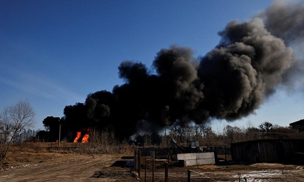 روسی فوج کی پولینڈ کی سرحد پر یوکرائن کے سب سےبڑے فوجی اڈے پر شدید بمباری