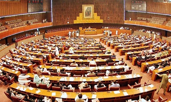 قومی اسمبلی سیکرٹریٹ نے وزیراعظم کے خلاف تحریک عدم اعتماد کوضابطہ کے مطابق قراردیا