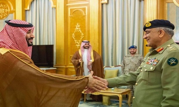پاکستانی آرمی چیف کو سعودی عرب کے اعلیٰ ترین اعزاز سے نواز دیا گیا
