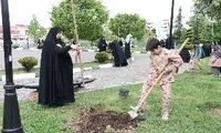 کاشت نهال امید به یاد شهدا در پارک نیایش