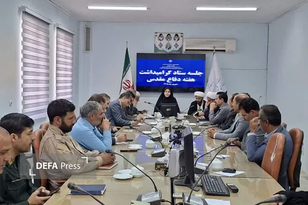 بررسی برنامه‌های گرامیداشت هفته دفاع مقدس در شهرستان مه‌ولات