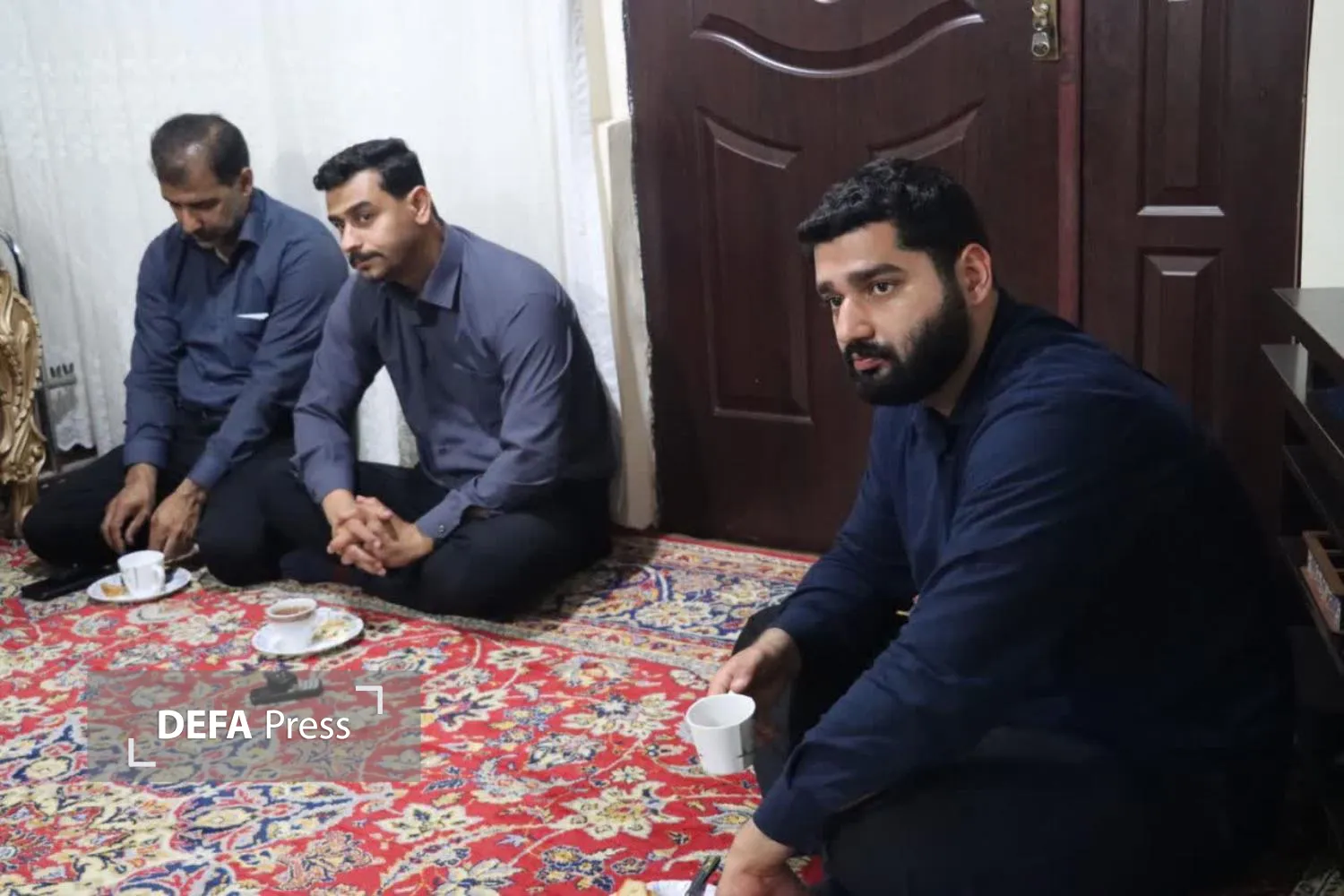 تصاویر/ دیدار مدیرکل حفظ آثار و نشر ارزش‌های دفاع مقدس و مقاومت مازندران با خانواده شهید «رضا بوسلیک»