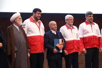 اهدای ۱۰۰ هزار بسته نوشت‌افزار به دانش‌آموزان مناطق کمتر برخوردار