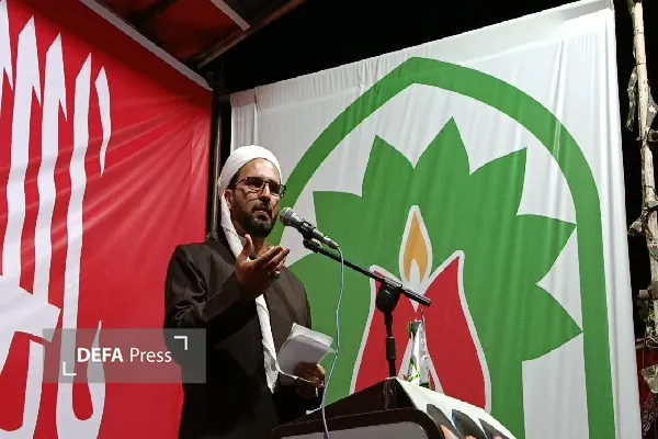 راه رهبر شهید و مکتب امام حسین(ع) در امتداد وحدت، عزت و مقاومت ادامه دارد راه رهبر شهید و مکتب امام حسین(ع) در امتداد وحدت، عزت و مقاومت ادامه دارد