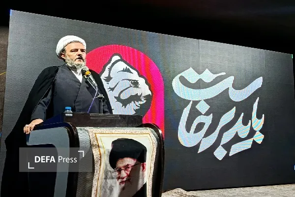 مردم کردستان مصداق بارز «امت مبعوث» هستند