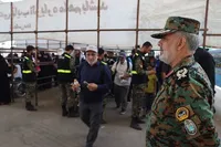 خدمت‌رسانی بی‌وقفه یگان‌های ویژه به زائران اربعین در مرز مهران