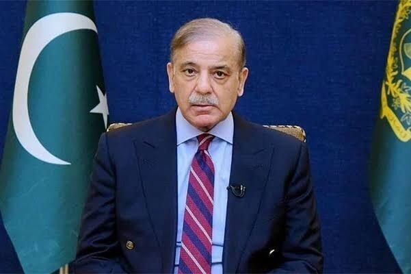 Shehbaz Sharif Condemns Missile and Drone attacks on UAE
